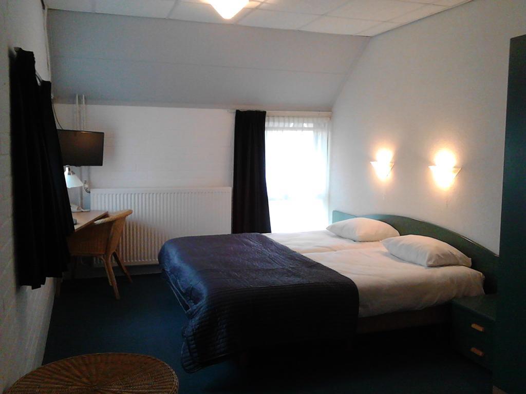 H.R. Jachtlust Hotel Steenbergen  Ruang foto